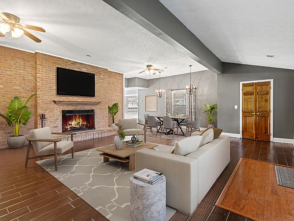 4th image of 109 Bridle Ct