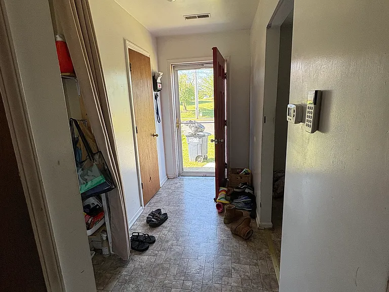 428 E Washington St #428 — Photo 5