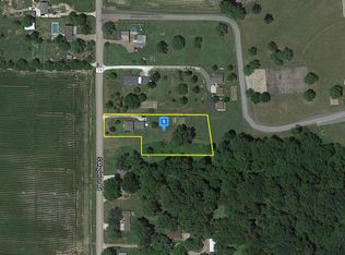 9524 S Mapleton Rd, Mapleton, IL 61547