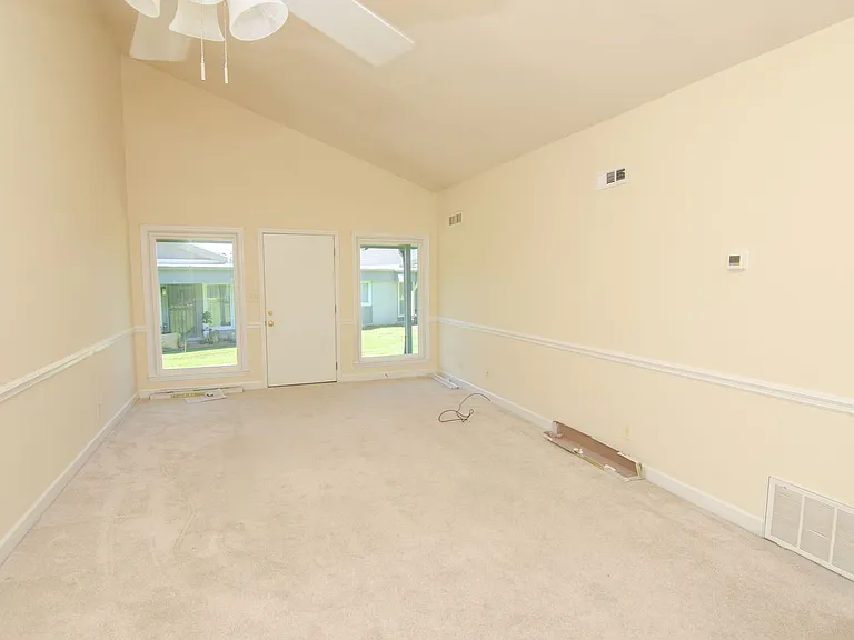 1900 Richard Jones Rd #K2 — Photo 4