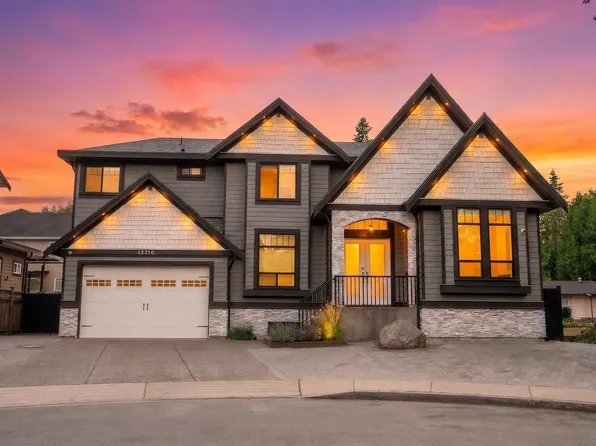14516 110a Ave, Surrey, BC V3R 2B5
