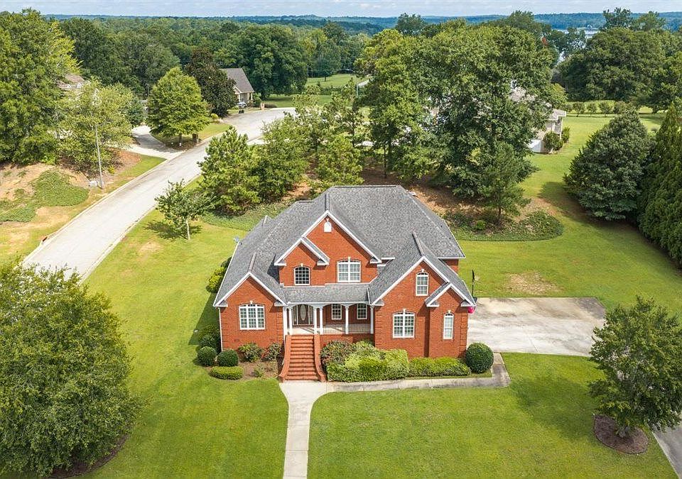 1st image of 128 Myrick Dr