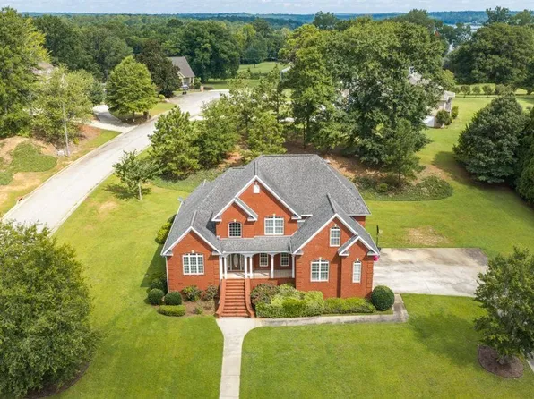 128 Myrick Dr, Macon, GA 31220
