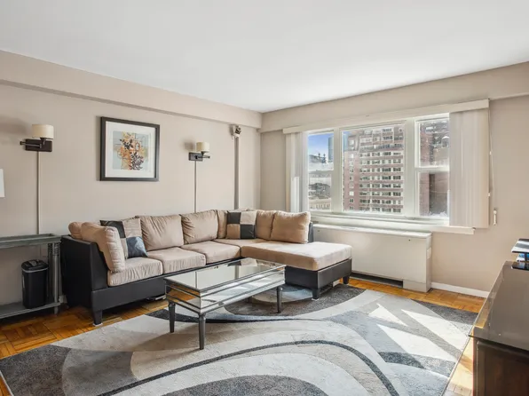 333 East 66th Street image 1 of 5