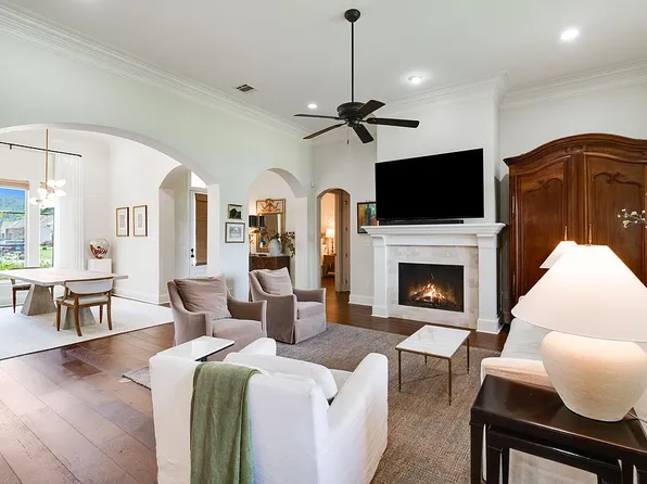 207 Ember Grove Xing, Lafayette, LA 70508