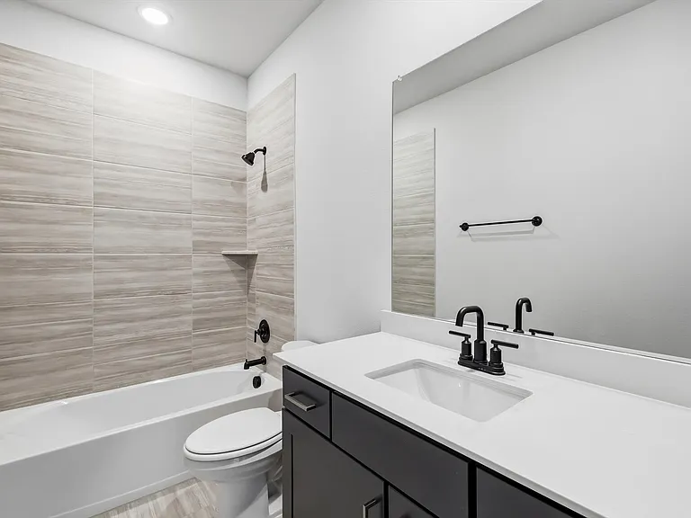 7243 Farley St — Photo 47
