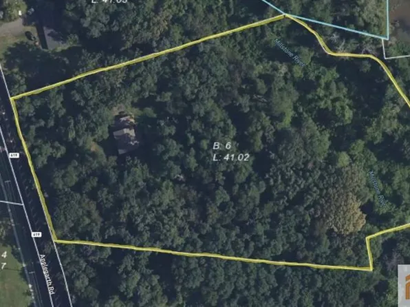 123 Applegarth Rd, Monroe Township, NJ 08831