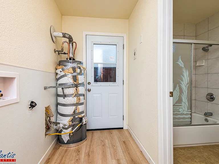1219 Shortridge Ave — Photo 8