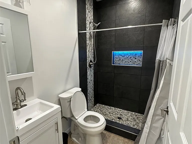 1224 E Workman Ave — Photo 5