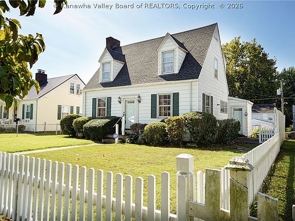 3rd image of 3807 Venable Ave SE