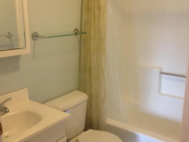 88 Delmont Ave #C — Photo 15