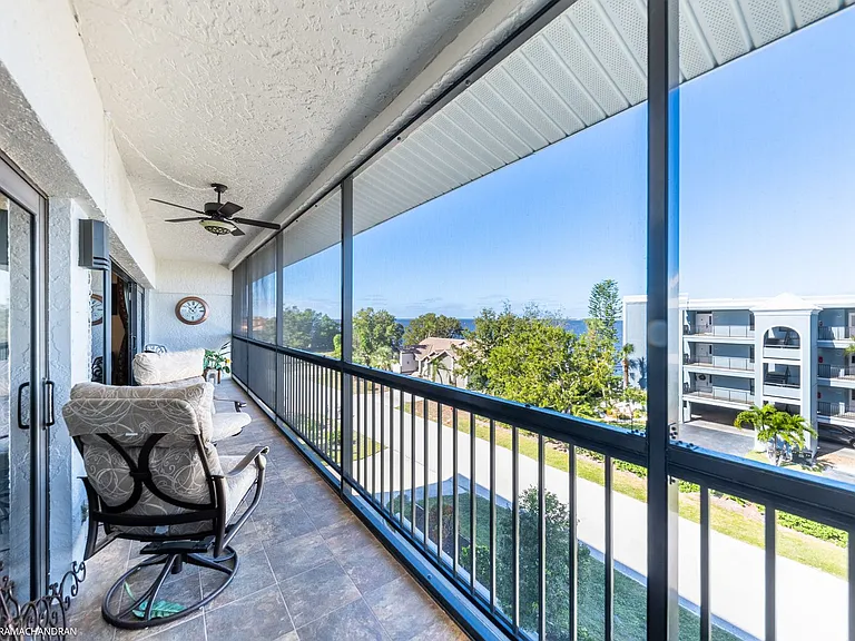 1801 Jamaica Way #331 — Photo 33