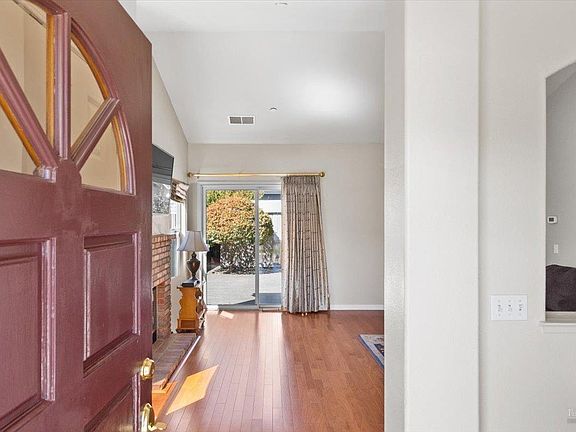 5th image of 871 Ella Fitzgerald Court