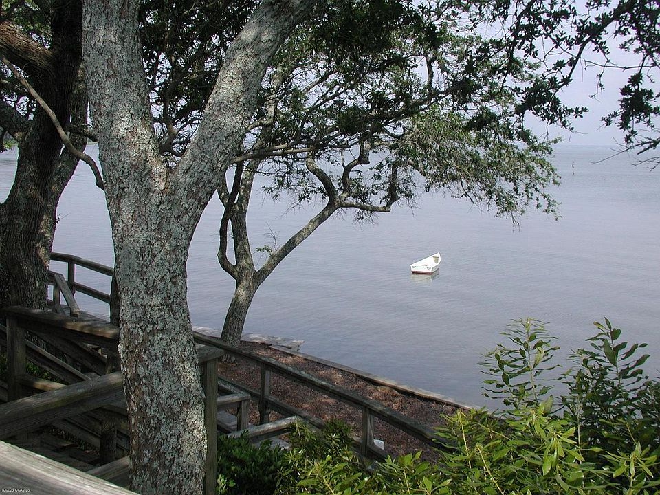 1st image of Q-3 WESTPORT