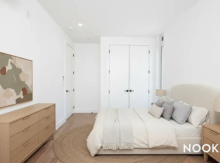 228 N 7th St #207 — Photo 10