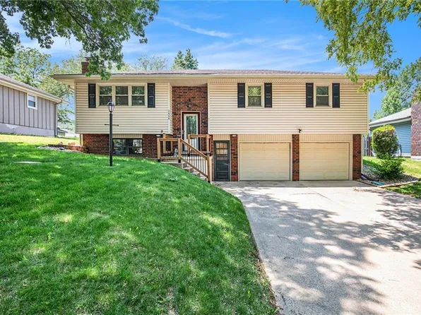2408 Elephant Trl, Saint Joseph, MO 64506