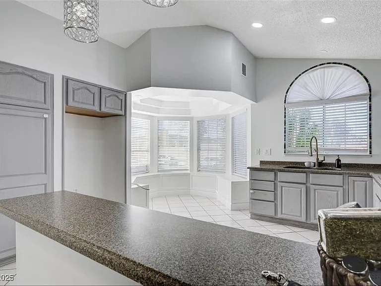 2268 Welsey Manor Dr — Photo 8
