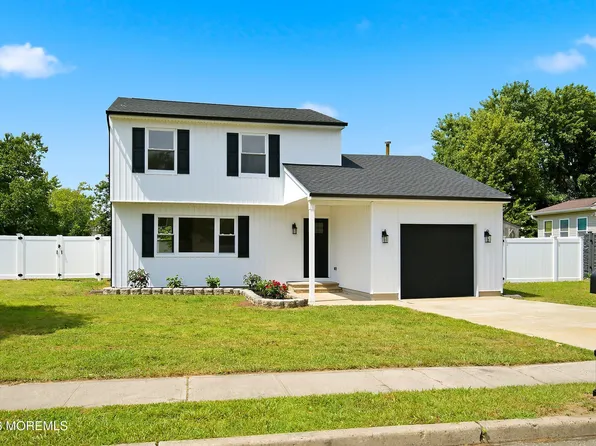 14 Cumberland Drive, Brick, NJ 08723
