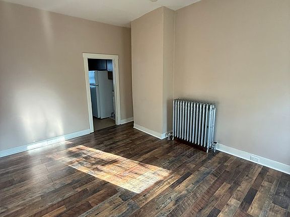 5th image of 128 N Barbara St #C
