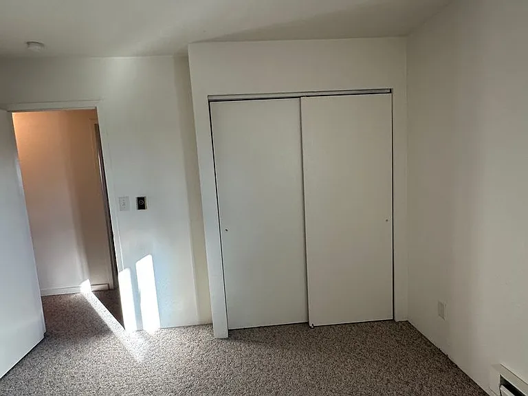222 Jefferson St — Photo 9