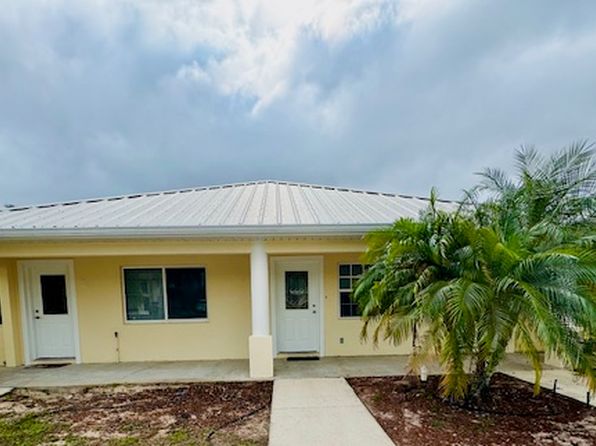 5525 Matanzas Dr