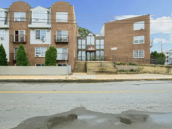20 Knox St Unit 21, Worcester, MA 01603