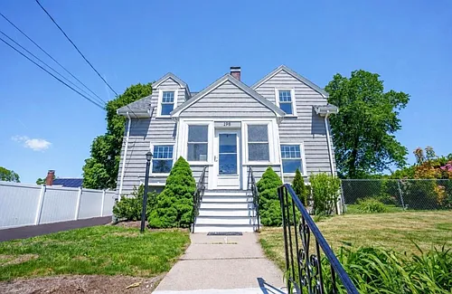 198 Cedar St Photo 1