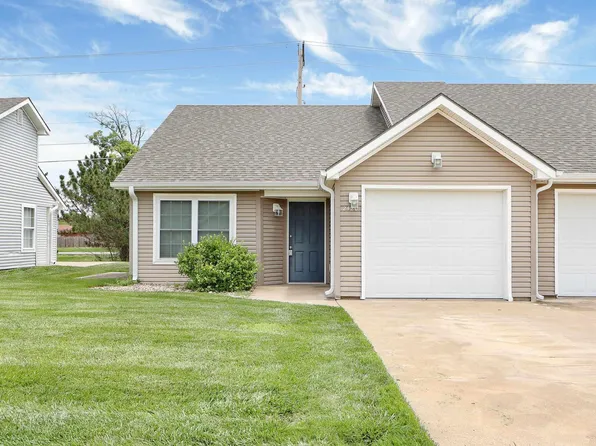 2420 Walden Ln, Manhattan, KS 66502