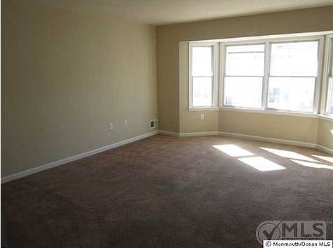 5th image of 17 Kingsfield Dr
