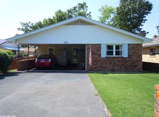 1001 N Manor Dr, Horseshoe Bend, AR 72512