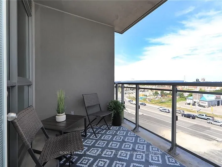 5240 Dundas St #B504 — Photo 19