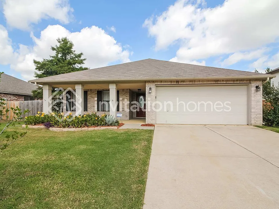 2807 Custer Dr