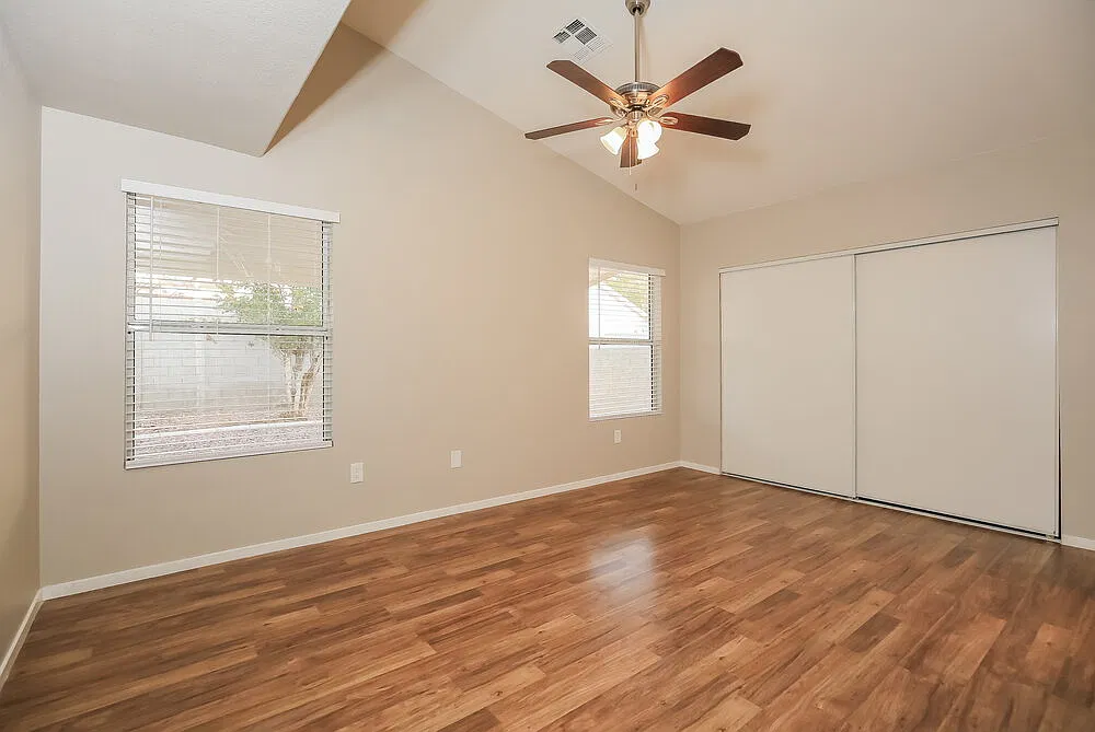 3 bed, 2.0 bath, 1595 sqft, $2,100 — Photo 4