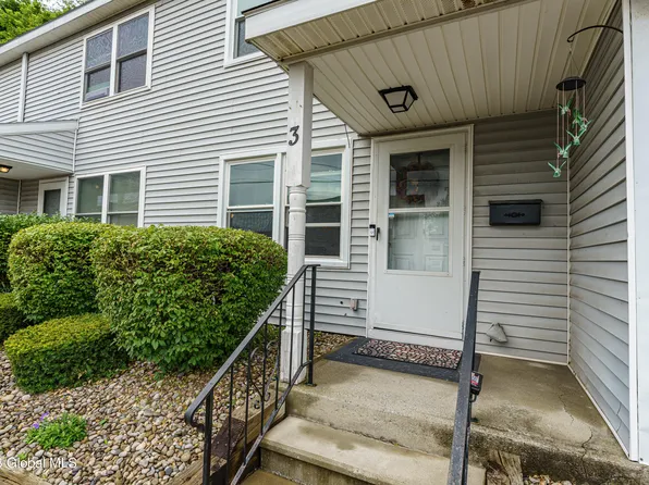 30 Warsaw Avenue #3, Mechanicville, NY 12118
