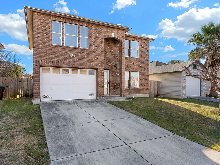 7038 Cole Creek Dr — Photo 2
