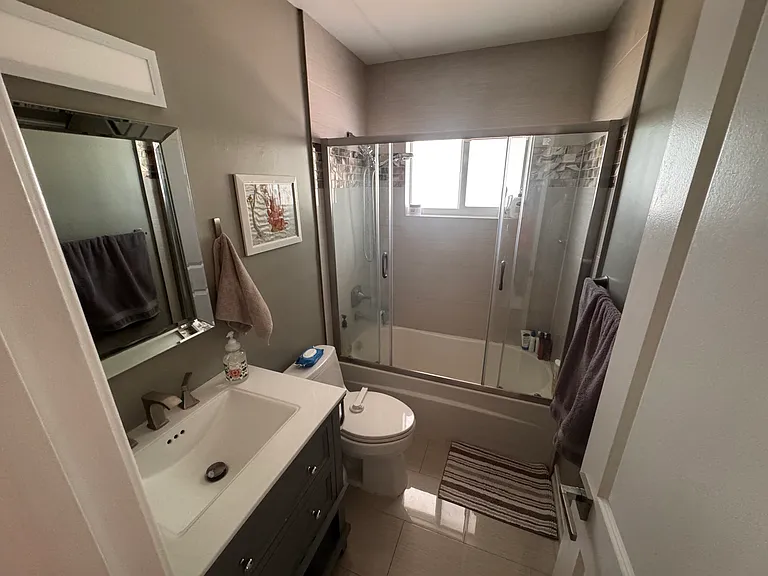 616 E Conference Dr — Photo 11