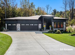 6115 Masters Ln #54, Saugatuck, MI 49453