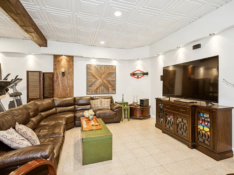 18 Jones Rd — Photo 22
