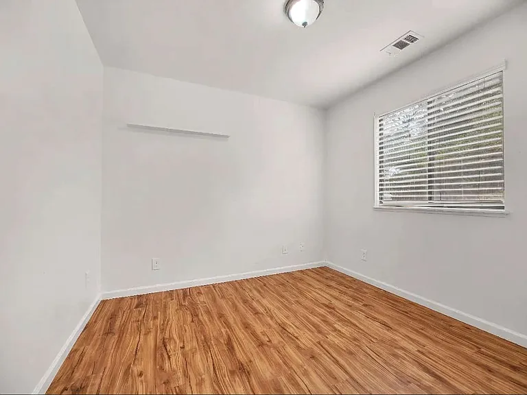 4234 Highland Glen Way — Photo 5
