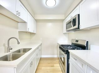 4024 W 135th St #C, Hawthorne, CA 90250