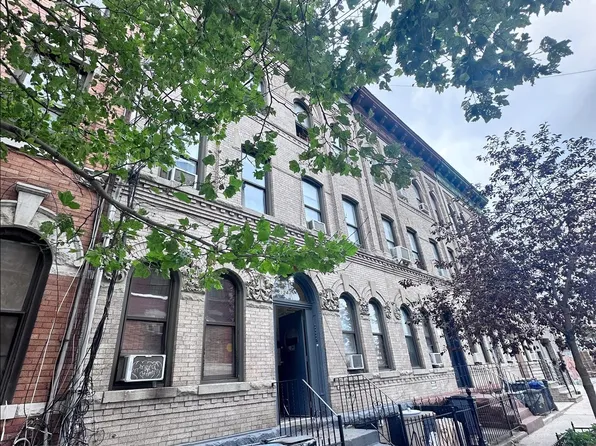 1243 Willoughby Avenue image 2 of 19