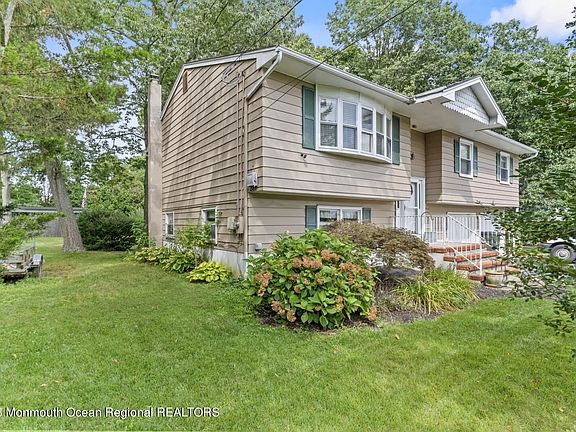 4th image of 1604 Quail Rd