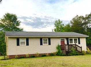 409 Parkland Place Rd, Greenwood, SC 29646