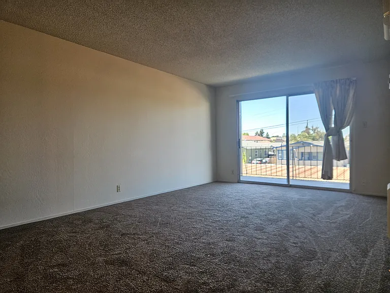 1064 E St #205 — Photo 4