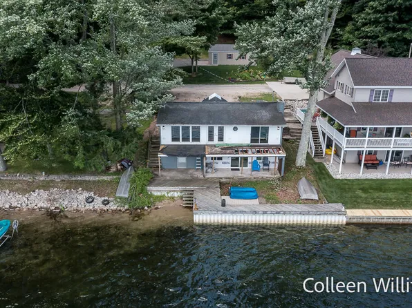 4162 W Orchard Dr, Hart, MI 49420