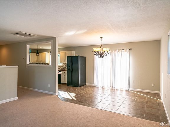 5th image of 363 13th St NE