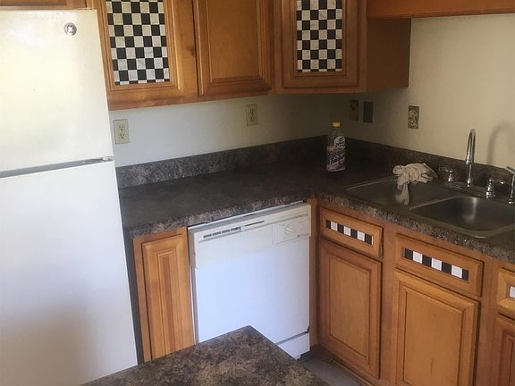 2nd image of 6310 Greenbriar Dr