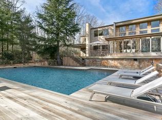 12 Coultes Ln, East Hampton, NY 11937