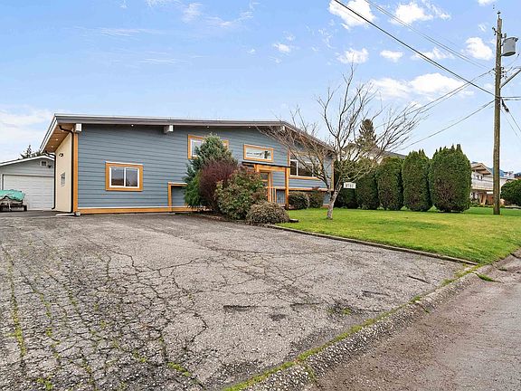 2nd image of 8762 Butchart St