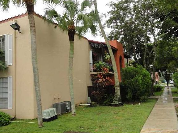 2nd image of 10822 N Kendall Dr APT S17